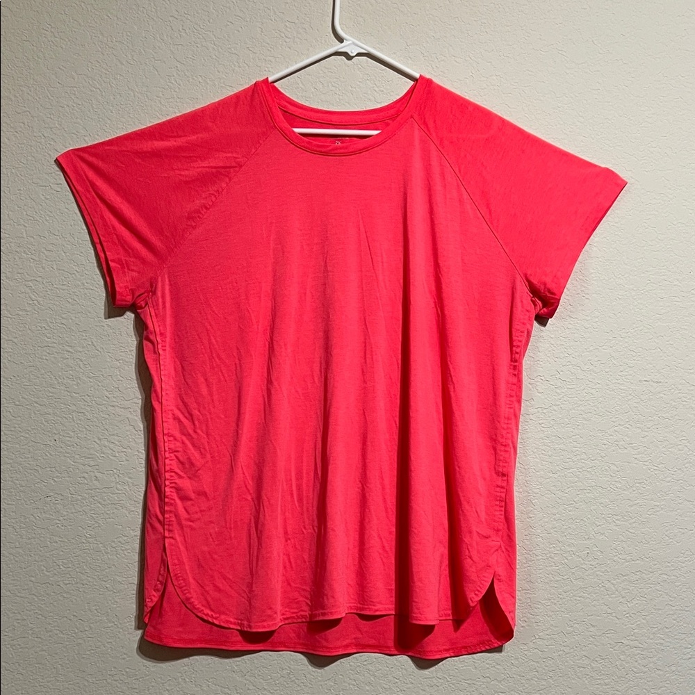 Tek Gear Women's Long Tunic Style Pink Short Sleeve Tee